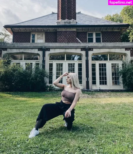 Emerome OnlyFans Thumbnail #53mxS5vwIi