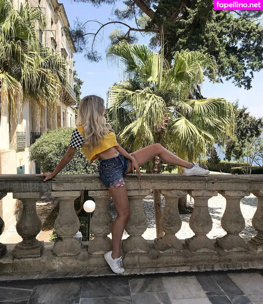 emelinasmith, emerome Nude Leaked OnlyFans Photo #6N52M0aBvE