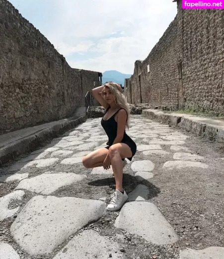 Emerome OnlyFans Thumbnail #O6ifMiFOr7