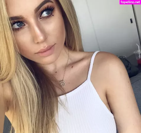 Emerome OnlyFans Thumbnail #TgRvZ7iGxc