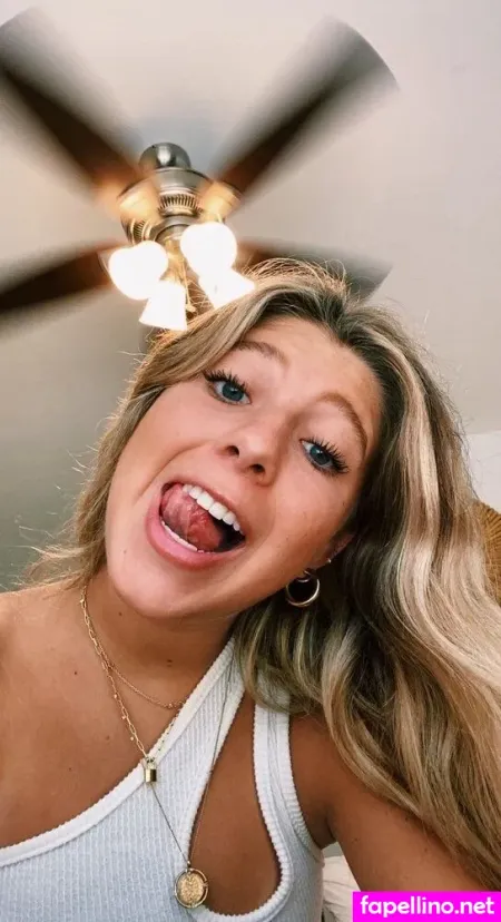 Emery Warm OnlyFans Thumbnail #8txDiR2YjA