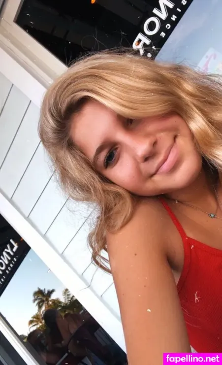 Emery Warm OnlyFans Thumbnail #OaMoo9ISSX