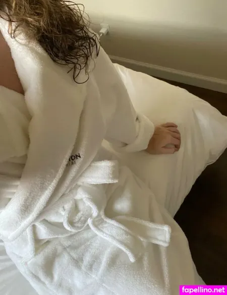 Emerye OnlyFans Thumbnail #FILcDpuFCn