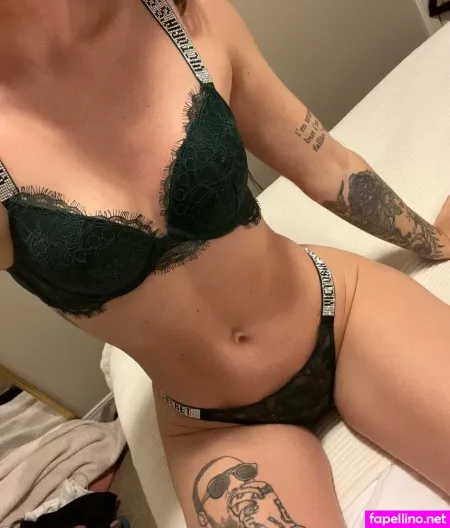 Emerye OnlyFans Thumbnail #gBSfA9GD06