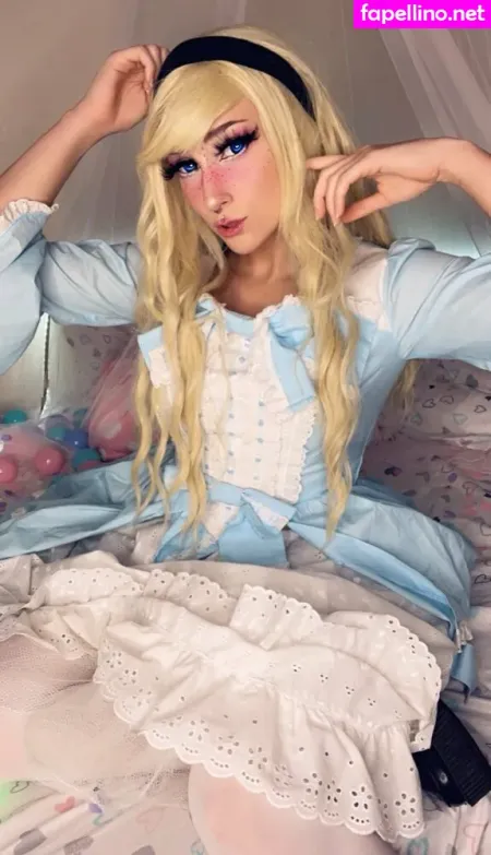 Emeryfennecfree OnlyFans Thumbnail #ekRkrVoIOE