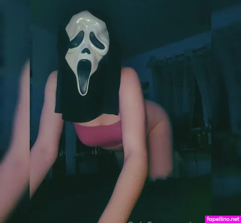 Emforshort OnlyFans Thumbnail #2ilGt0yRS1