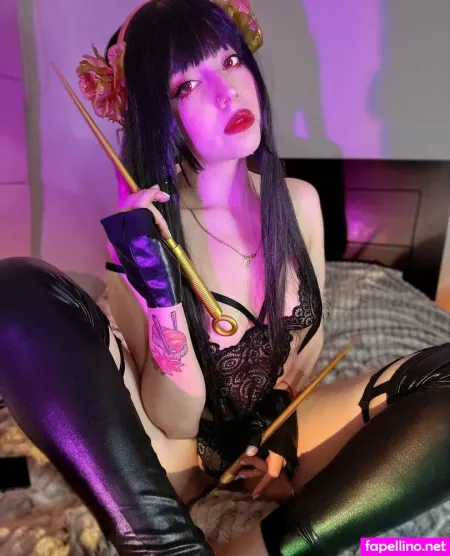 Emi Ero OnlyFans Thumbnail #QR1qhhWmEo