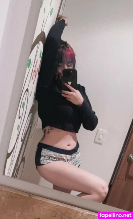 Emi Ero OnlyFans Thumbnail #X5dNkaexXv