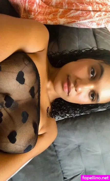 Emi Fox Main Profile Photo