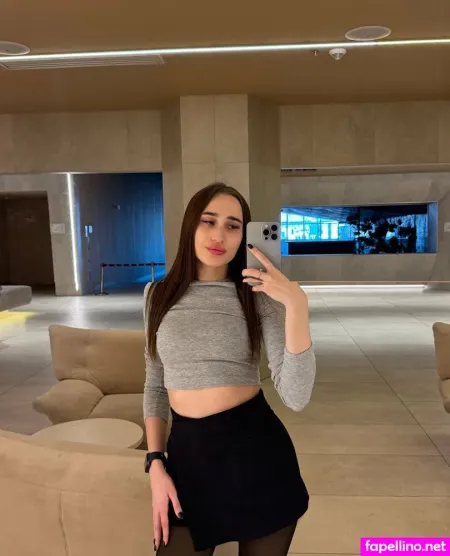 Emi Mo777 Main Profile Photo