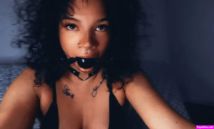 Emielovee OnlyFans Thumbnail #e4Fyo7rrUH