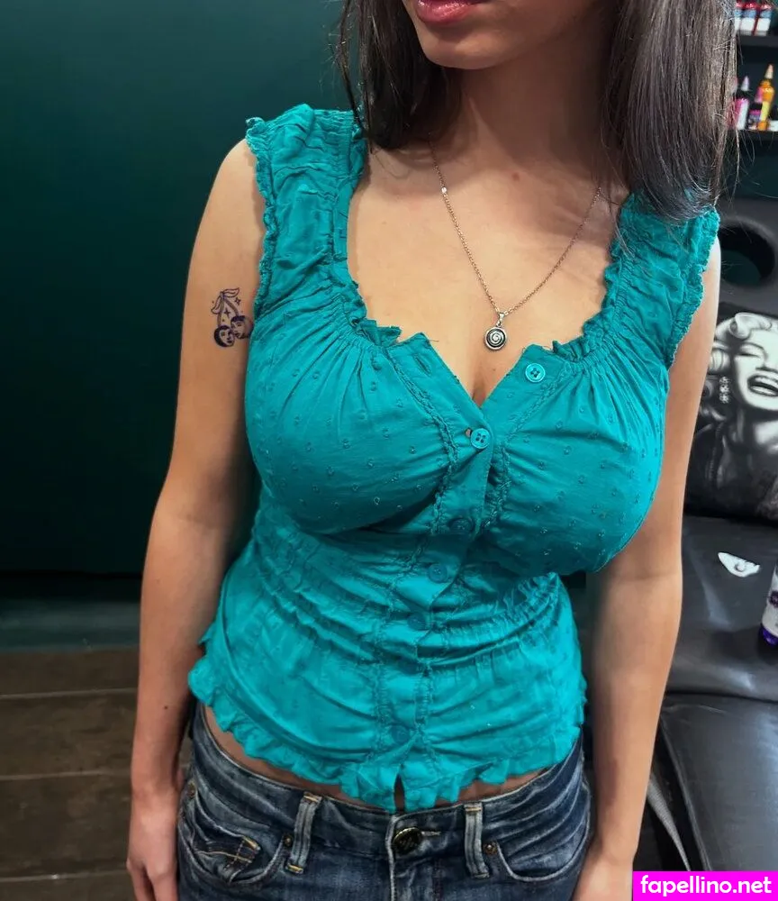 emikawebster, emikawebster_ Nude Leaked OnlyFans Photo #8X4ZfOBU3A