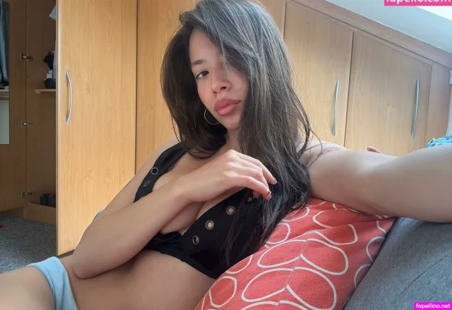 Emika Webster OnlyFans Thumbnail #ojwCfvnUxr