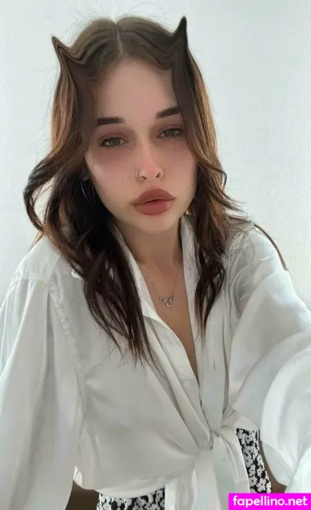 Emilage OnlyFans Thumbnail #rlLBeEzNHY