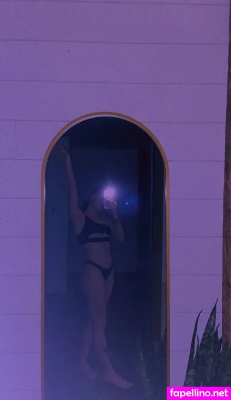 Emileesilvey OnlyFans Thumbnail #MJxwPZ0bk1