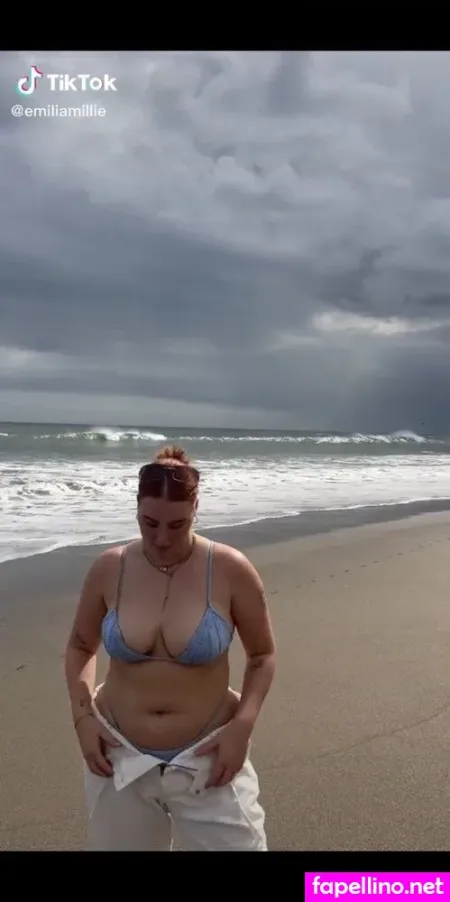 Emilia Baumgart OnlyFans Thumbnail #TnOZV8dwWT