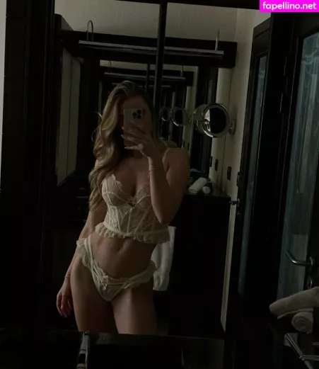 Emilia Bte OnlyFans Thumbnail #RL5rDME3gx