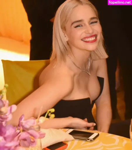 Emilia Clarke OnlyFans Thumbnail #pbjq5bZRnb