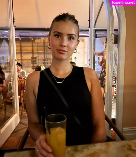 Emilia Dettorre OnlyFans Thumbnail #7qzJ813m4F