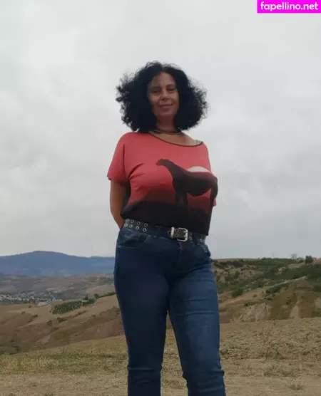 Emilia Di Giovanni OnlyFans Thumbnail #Pnaaq8yMBU