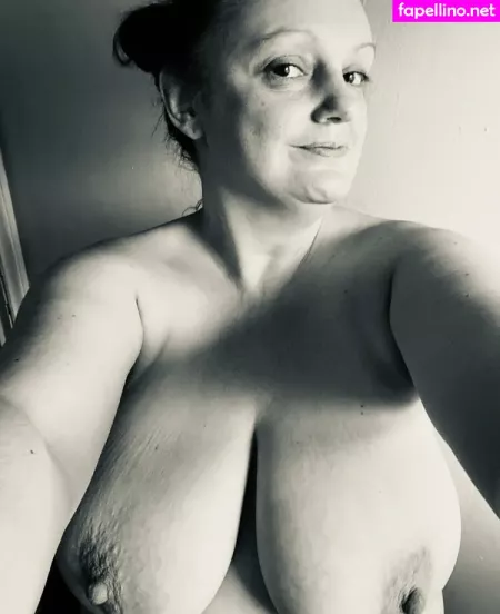 Emilia Di Giovanni OnlyFans Thumbnail #rB64hUPD5E