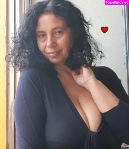 Emilia Di Giovanni OnlyFans Thumbnail #rJ3roDssg5