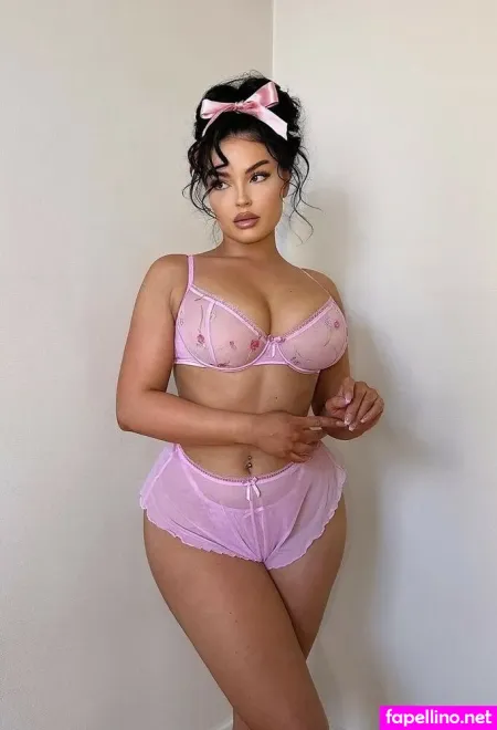 Emilia Emjeni OnlyFans Thumbnail #hyo2tjxlM2