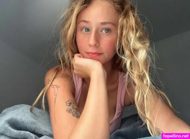 Emilia Gullander OnlyFans Thumbnail #oRnvfP6M6a