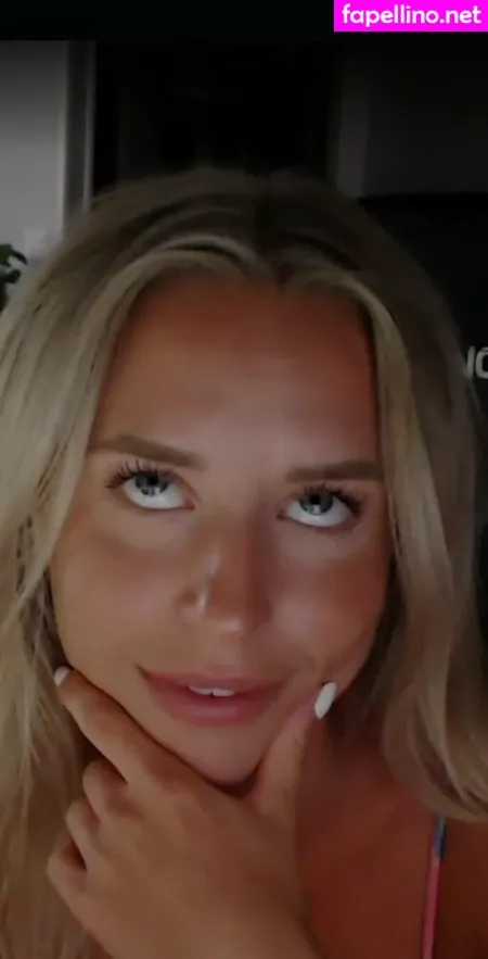 Emilia Hult OnlyFans Thumbnail #Xs4OcZTlI7