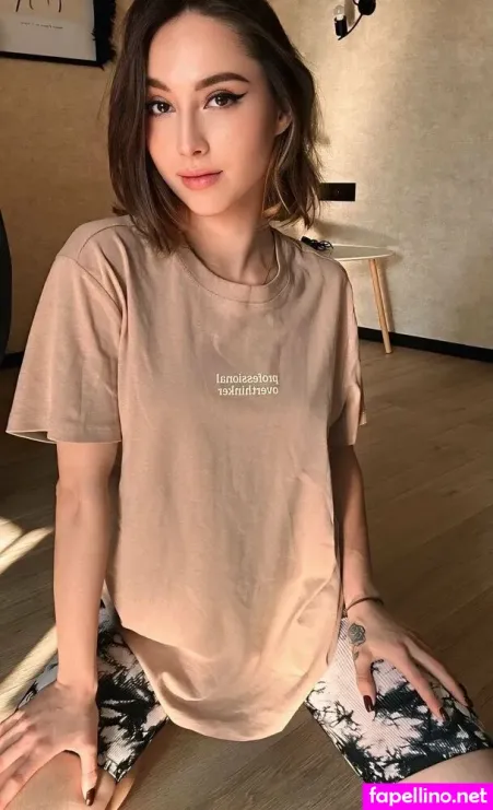 Emilia Jolly OnlyFans Thumbnail #0vLk48b5cf