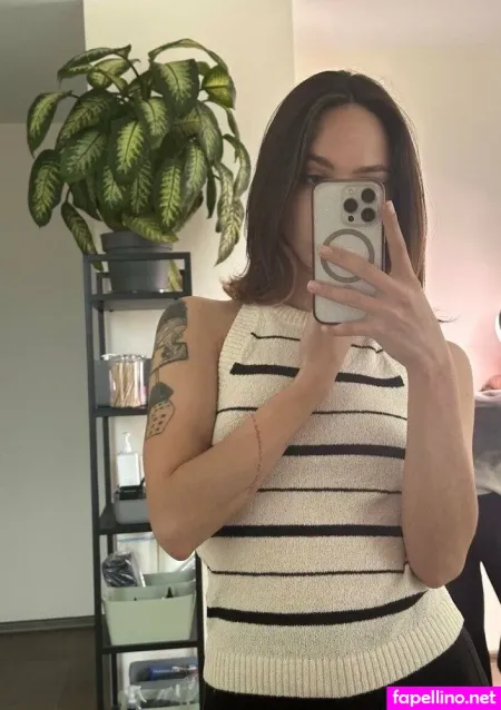 Emilia Jolly OnlyFans Thumbnail #Ayh4ZBNYvJ