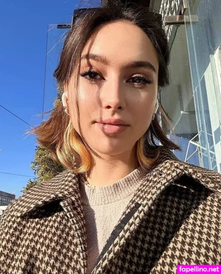 Emilia Jolly OnlyFans Thumbnail #aWB8haUjjl