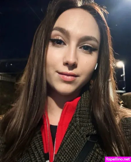 Emilia Jolly OnlyFans Thumbnail #dUcf2ocojD