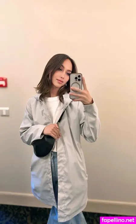Emilia Jolly OnlyFans Thumbnail #nPeKyW8iV3