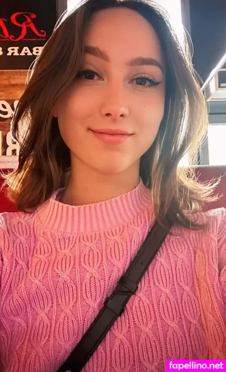 Emilia Jolly OnlyFans Thumbnail #u08HbGa29J