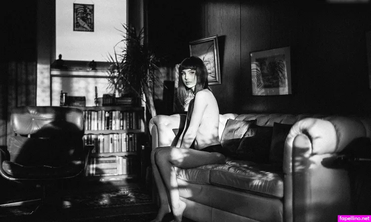 Emilia Karin OnlyFans Thumbnail #NHfQQJGeUb