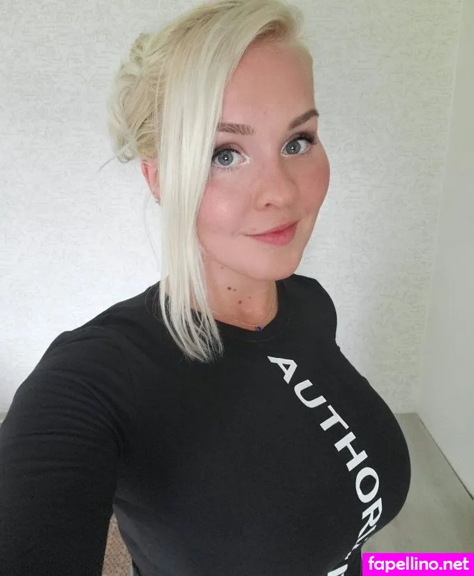 linden.emilia, princesslinden, user Nude Leaked OnlyFans Photo #09hODs5BPY