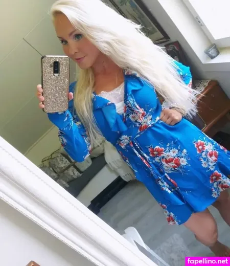 Emilia Linden OnlyFans Thumbnail #Jq01nz04vB