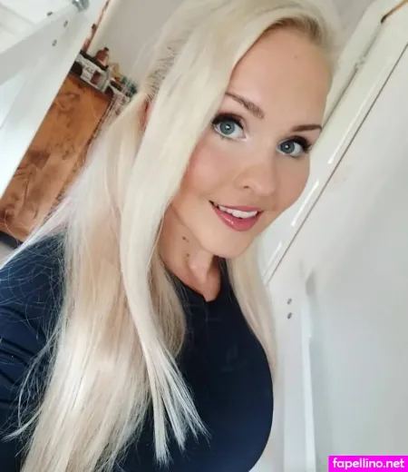 Emilia Linden OnlyFans Thumbnail #atlLT55hdF