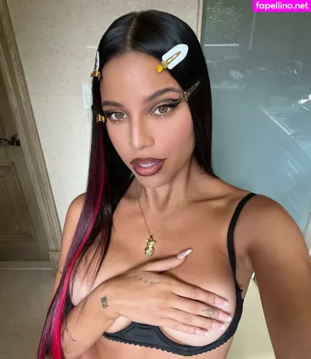 Emilia Mernes OnlyFans Thumbnail #eE57O8qOuT