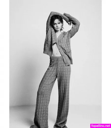 Emilia Schle OnlyFans Thumbnail #8IQQMosTx7