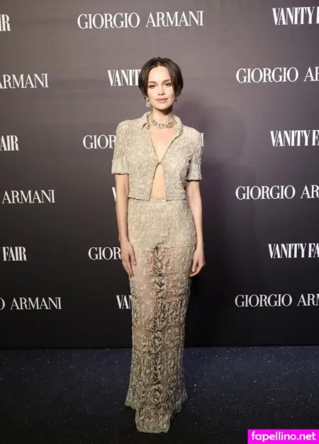 Emilia Schle OnlyFans Thumbnail #DZF6Hop130