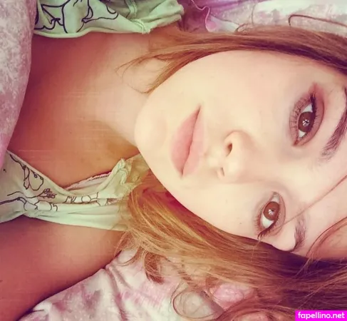 Emilia Schle OnlyFans Thumbnail #L7R9x6V8jj