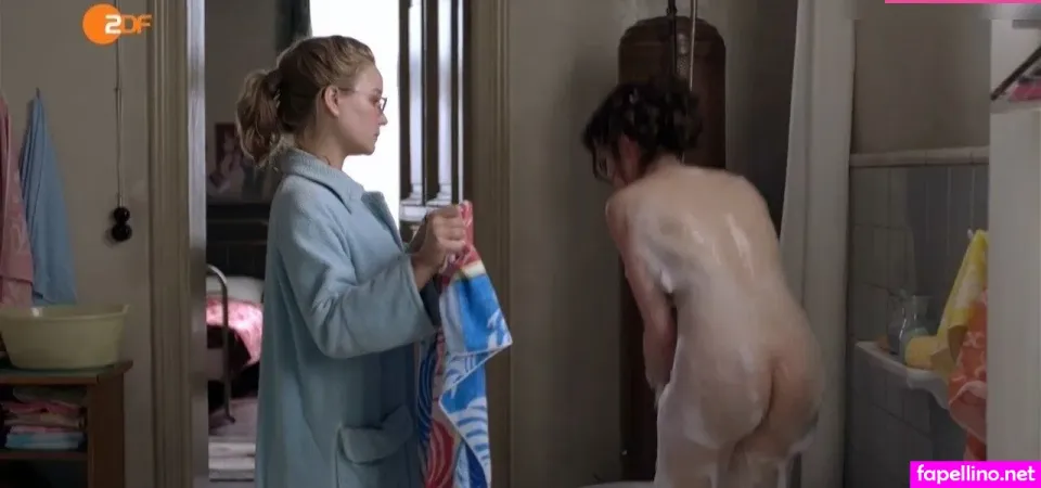 Emilia Schle OnlyFans Thumbnail #TCUZ17GyIE