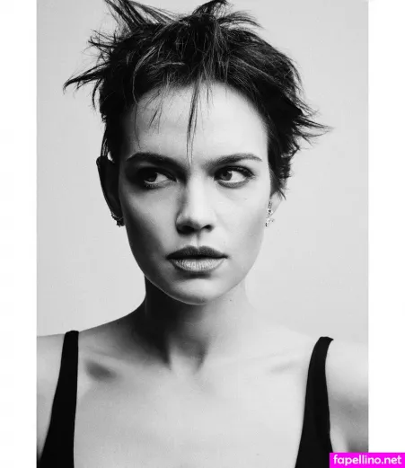 Emilia Schle OnlyFans Thumbnail #eqKlR2j6ma