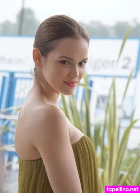 Emilia Schle OnlyFans Thumbnail #kdsk9z1s5N