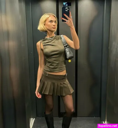 Emilia Silberg OnlyFans Thumbnail #9BB57lBUTv