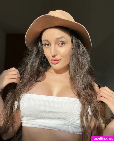 Emilia Wonderfulvip OnlyFans Thumbnail #8AZvAVz29E