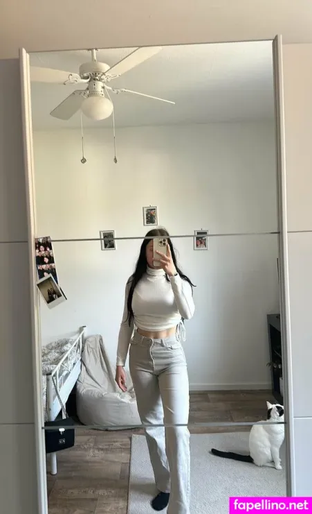 Emilia X Bae OnlyFans Thumbnail #vyakVL16JA