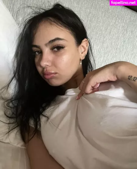 Emilia OnlyFans Thumbnail #0RtR4DckW0